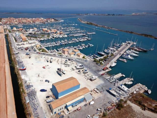 Lefkas Marina, located E of the island next to the main harbour of Lefkas, is the first of our two charter bases (the other is Gouvia marina in Corfu island) for the Ionian Islands.