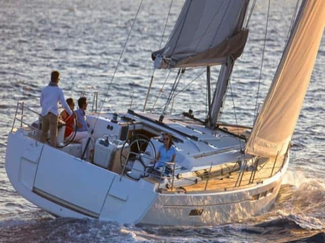 Jeanneau Sun Odyssey 519 under sails!